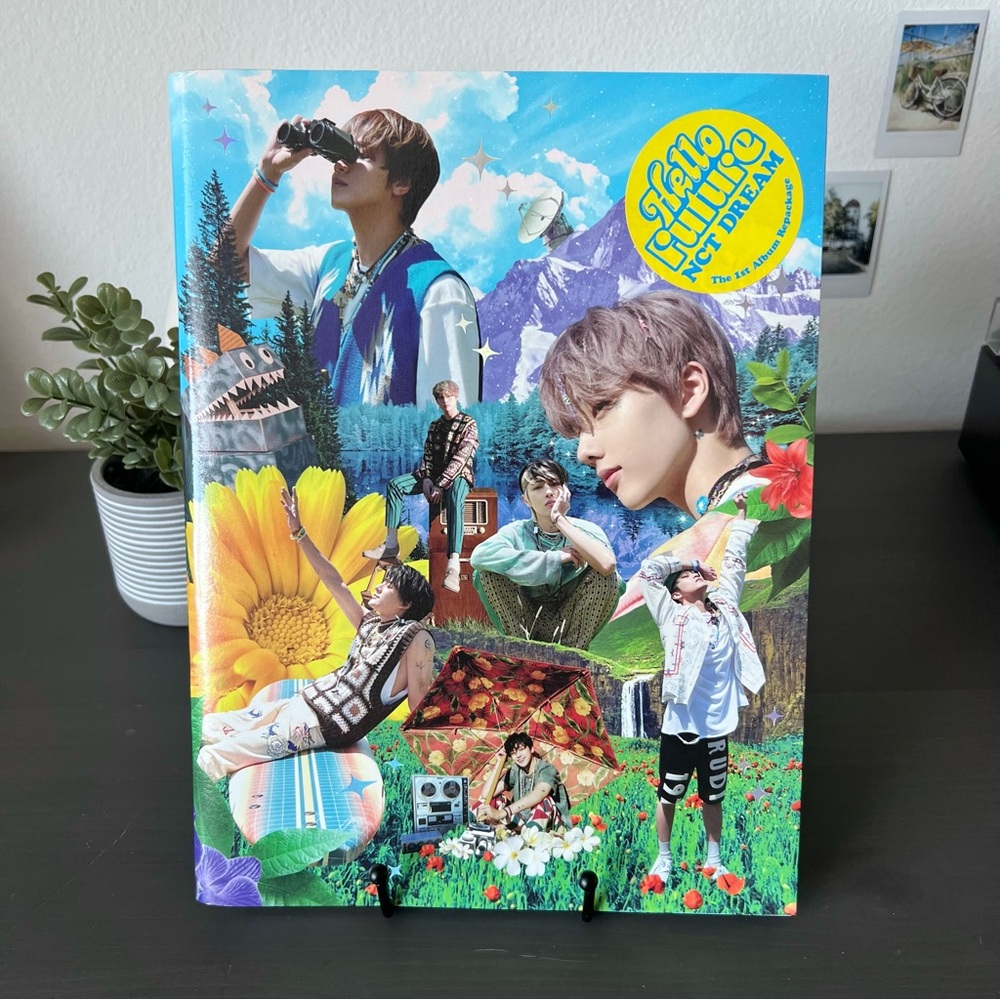 (Confirmed pulls!) | Kpop NCT Dream Hello Future Photobook Version (Future ver.)
